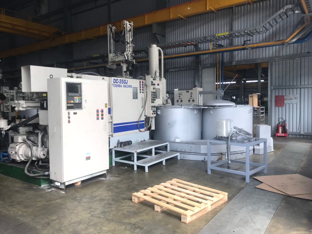 Die casting machine 6
